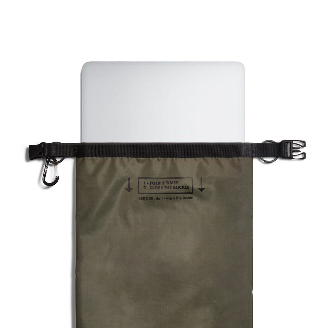 No Signal Sleeve XL (14") - Protection against radiation, surveillance and distraction for laptop case