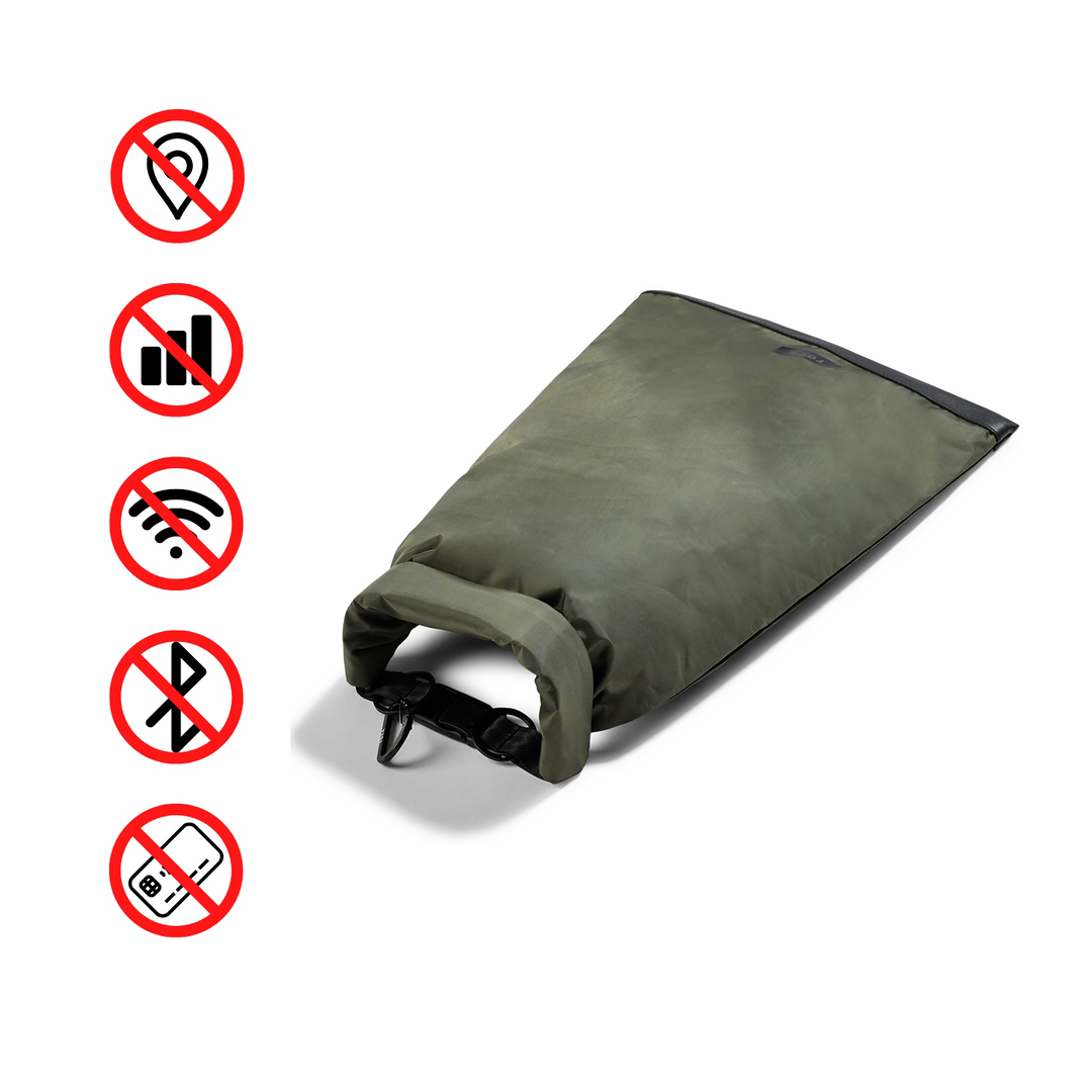 No Signal Sleeve XL (14") - Protection against radiation, surveillance and distraction for laptop case