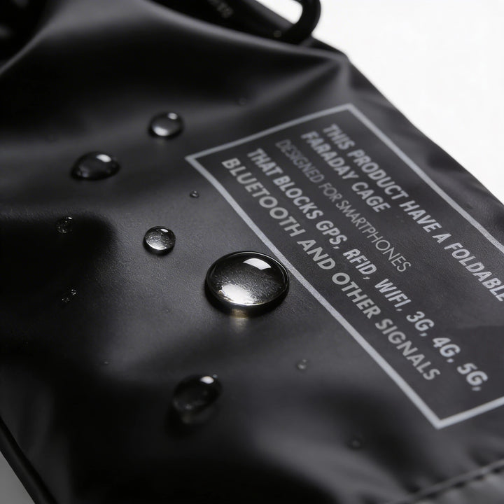 No Signal Sleeve L | Faraday Phone Pouch