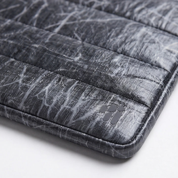 TOCA Shield Laptop Sleeve (14”) – Laptop Sleeve with RF Shielding and a Dyneema® Shell