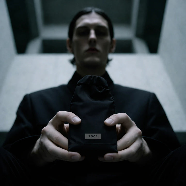 No Signal Sleeve M - Schutz vor Strahlung, Überwachung und Ablenkung