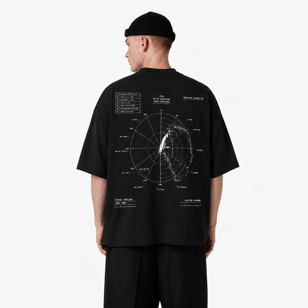 TOCA Signal Tee | Schwarzes T-Shirt mit Abschirmdiagramm